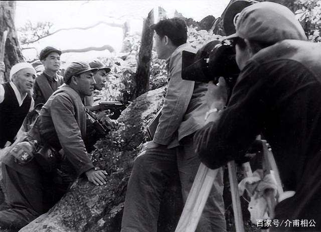 1958年,八一电影制片厂计划拍摄一部以军事侦察为主题的军教片,选来选